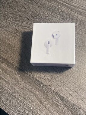 Apple AirPods 4 ANC unopened